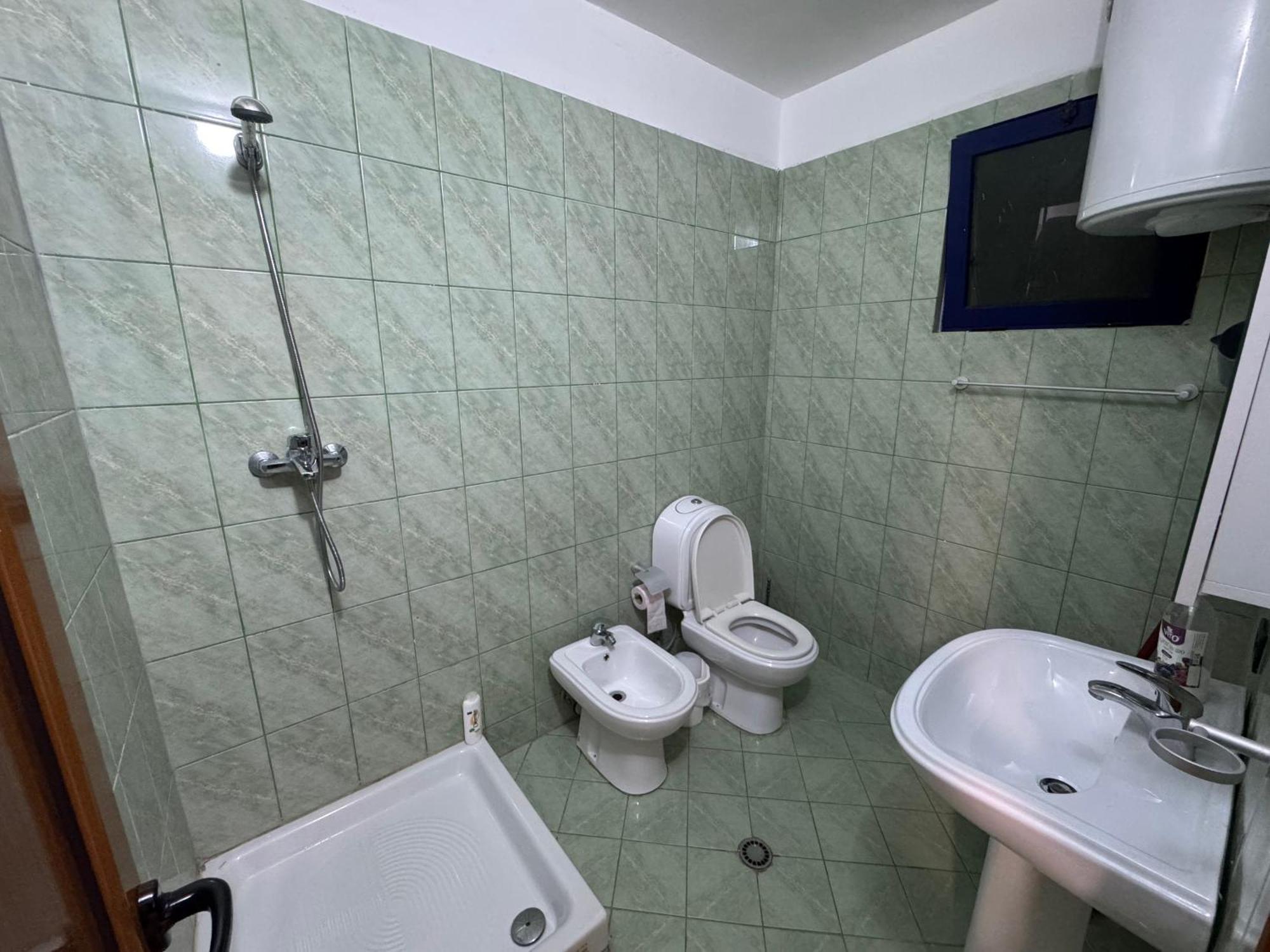 Orkidea Apartments Golem  Luaran gambar