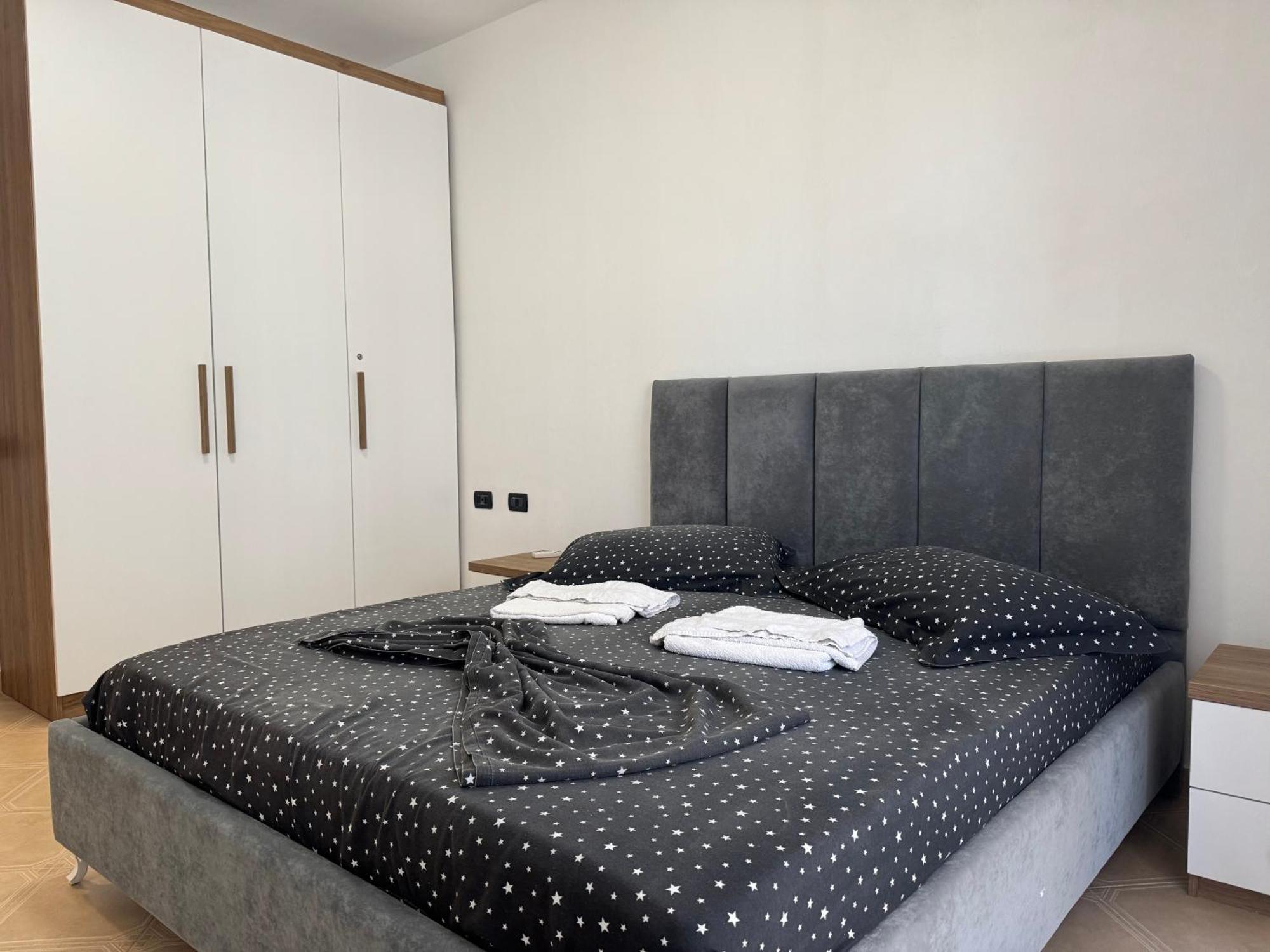Orkidea Apartments Golem  Luaran gambar