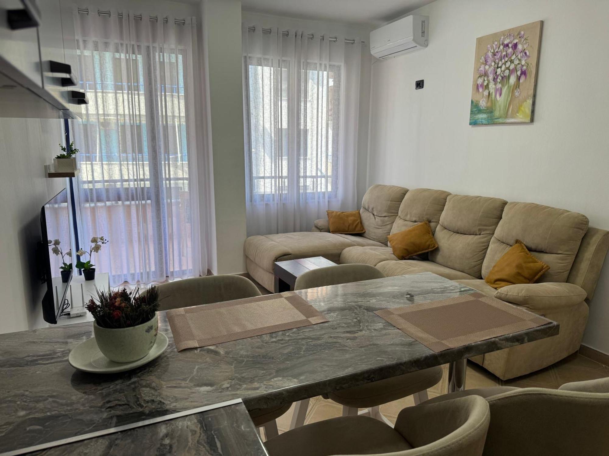 Orkidea Apartments Golem  Luaran gambar