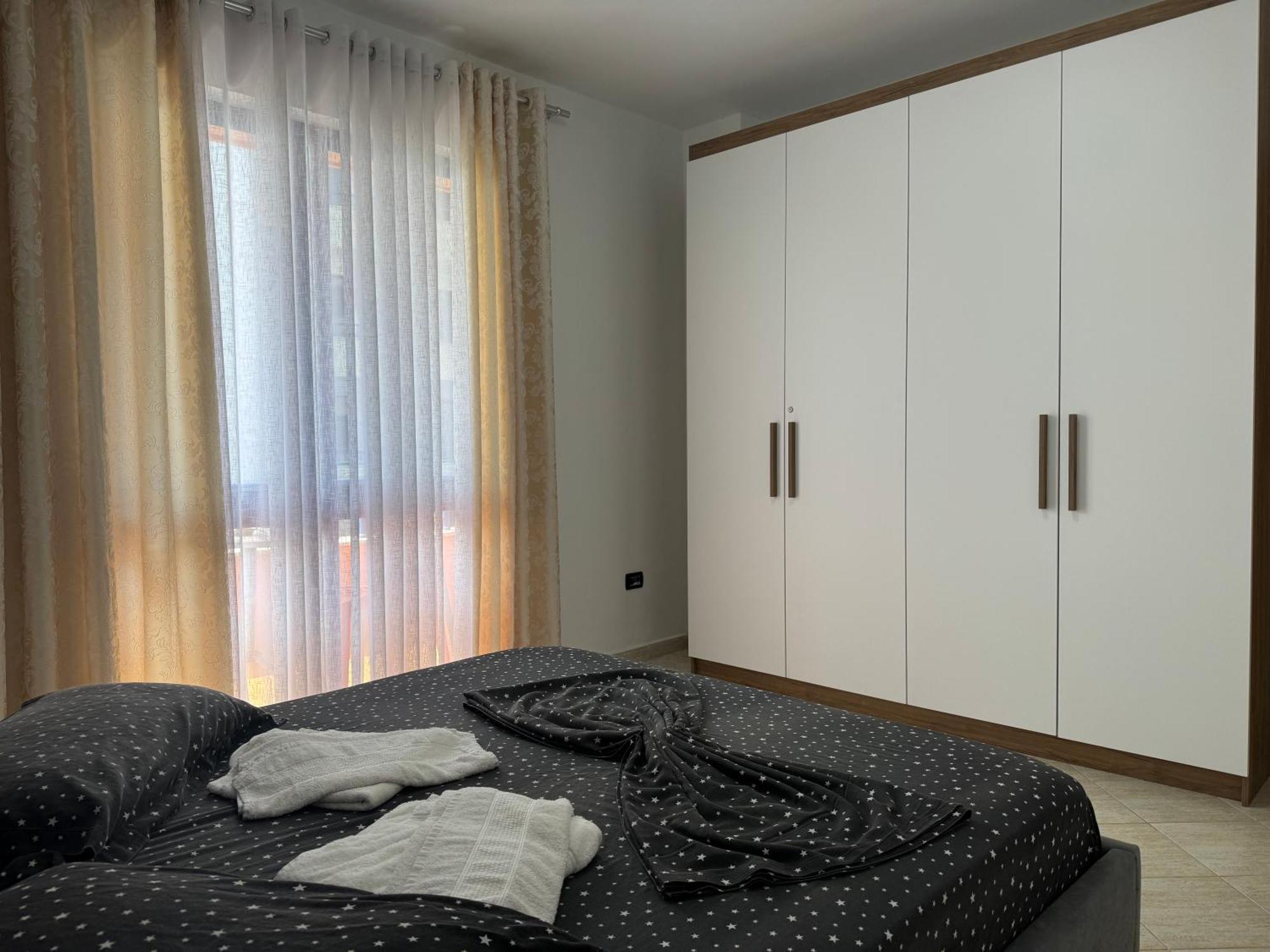 Orkidea Apartments Golem  Luaran gambar