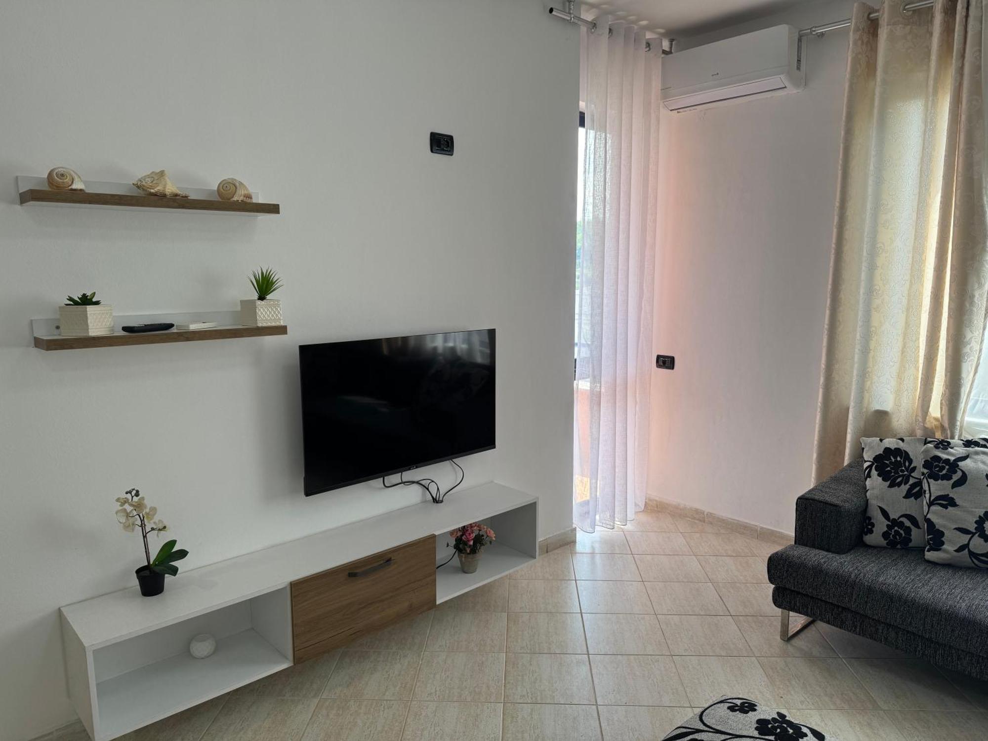 Orkidea Apartments Golem  Luaran gambar