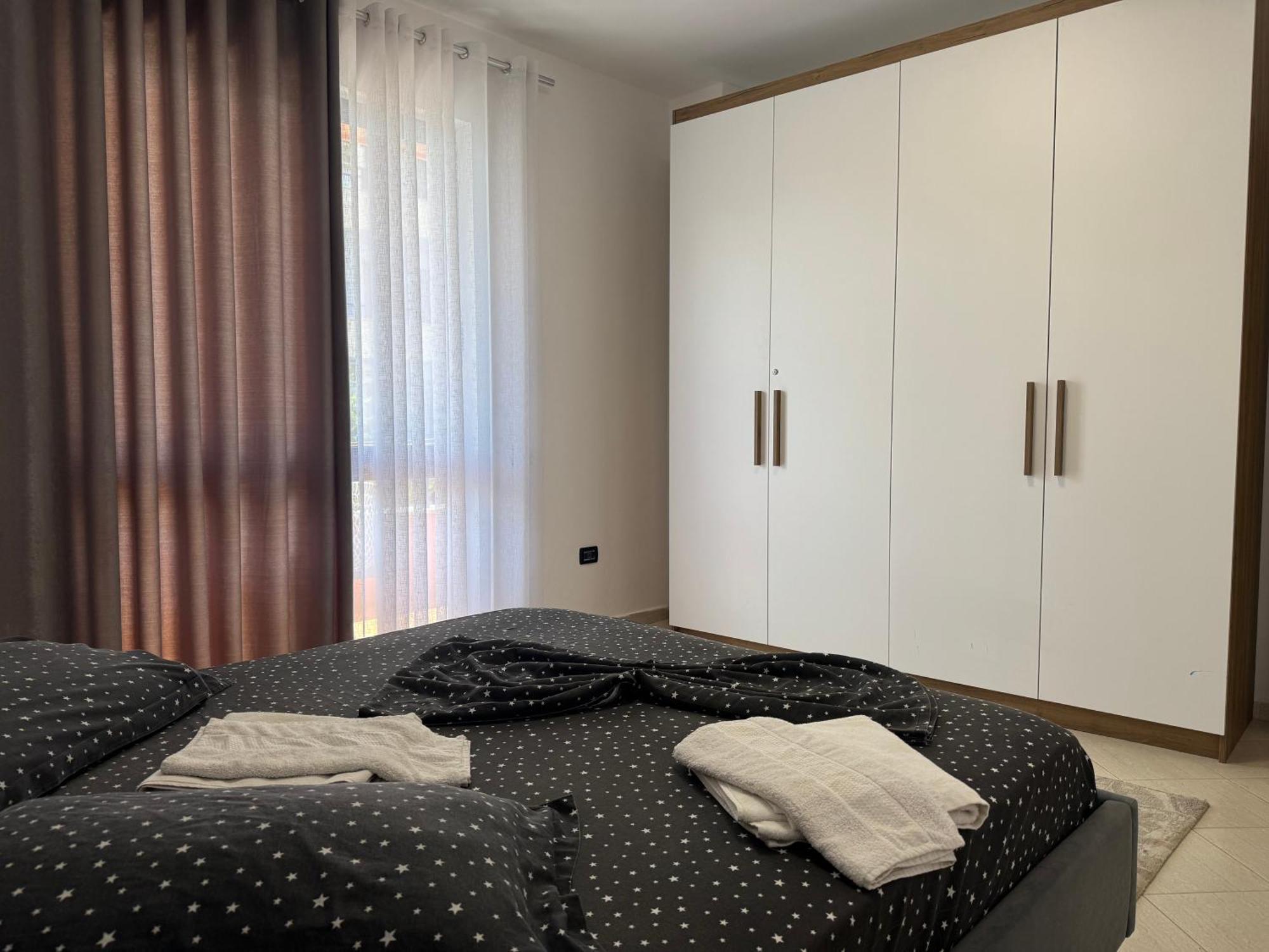 Orkidea Apartments Golem  Luaran gambar
